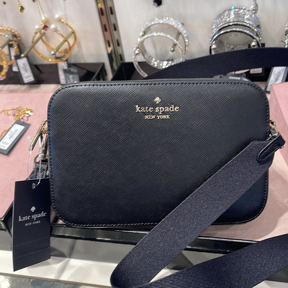 Kate Spade Madison Mini Camera Bag
COLOR:
Black 
NWT - Picture 4 of 16